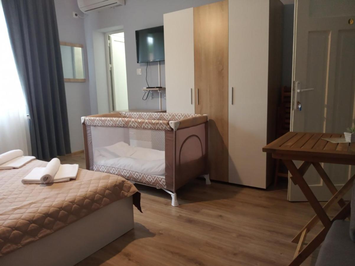 Simada Green Guesthouse Виршець Екстер'єр фото