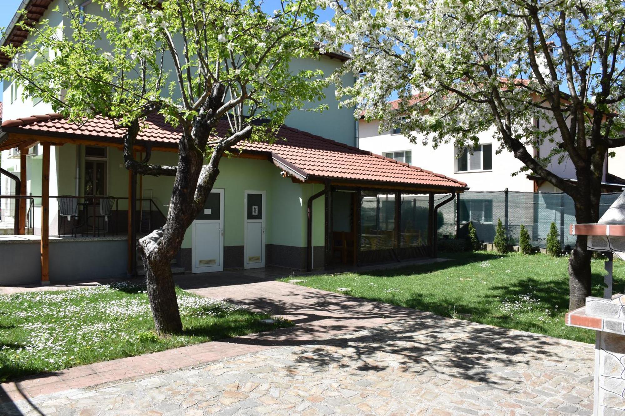 Simada Green Guesthouse Виршець Екстер'єр фото